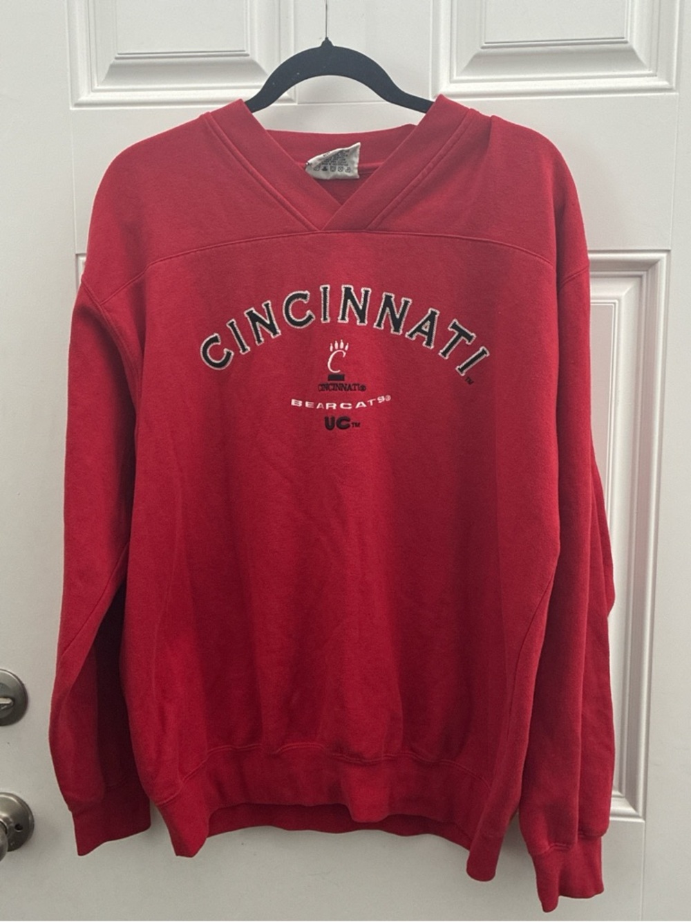 Vintage Lee Red Cincinnati Bearcats V-Neck Pullover Sweatshirt